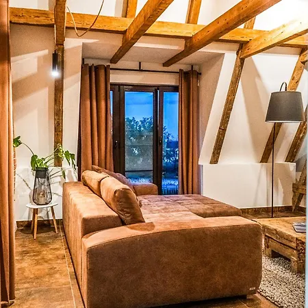 Apartman Living&comfort Penthouse-suite - Netflix, Kingsize Beds, Fast Wi-fi, Espresso *