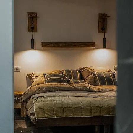 Living&comfort Penthouse-suite - Netflix, Kingsize Beds, Fast Wi-fi, Espresso Magdeburg